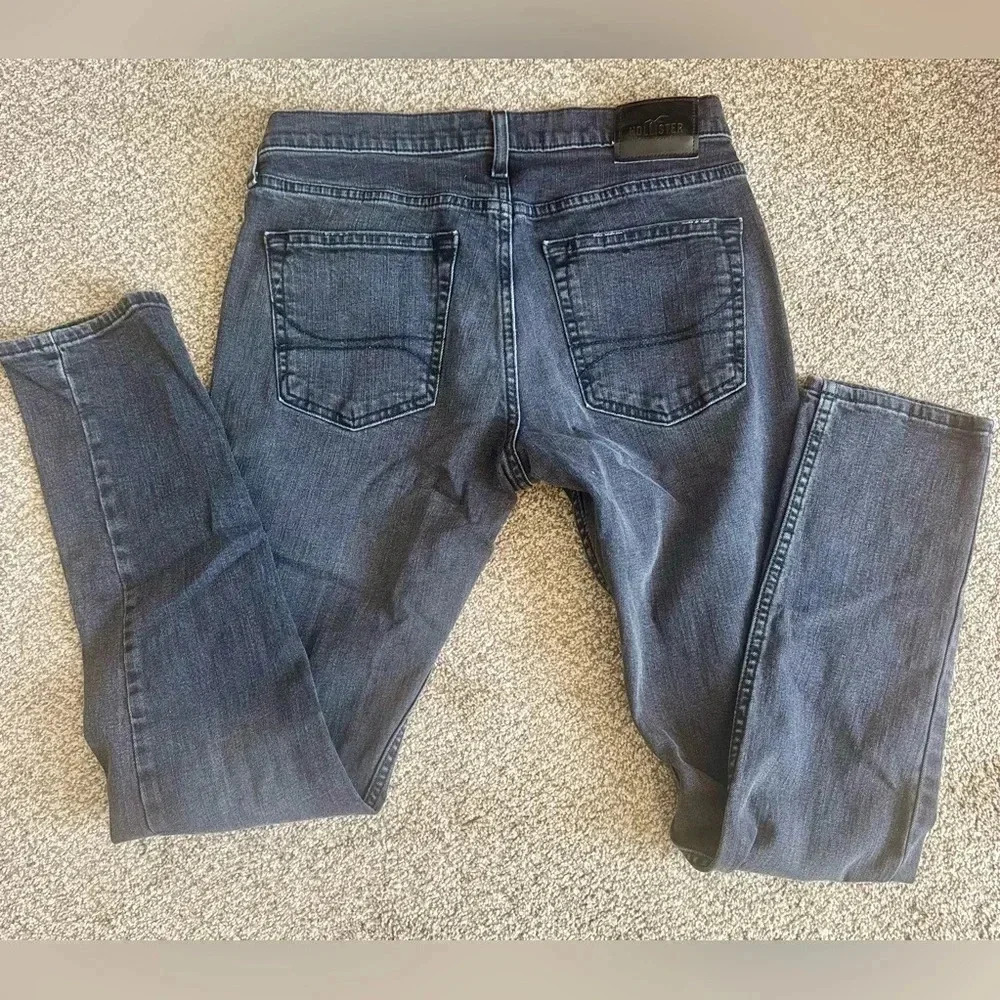 Hollister Jeans - Picture 3 of 3